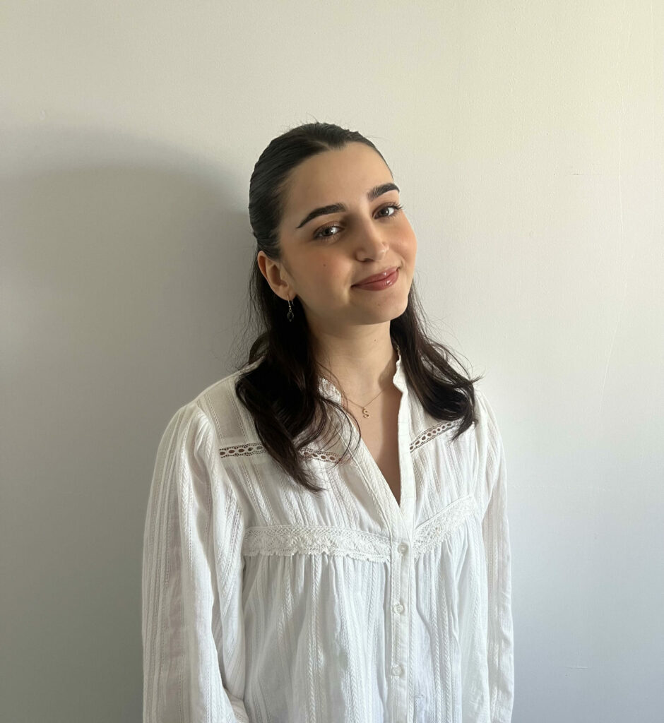 Sevil professeur little anglais domicile cours lorient et alentours morbihan bretagne